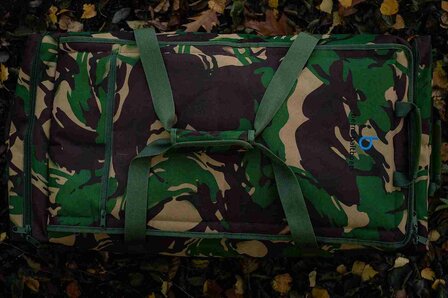 Voerboot camo tas